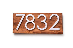 Delmar Custom Modern Address Plaque: Personalized Door Sign for Stylish Home Decor