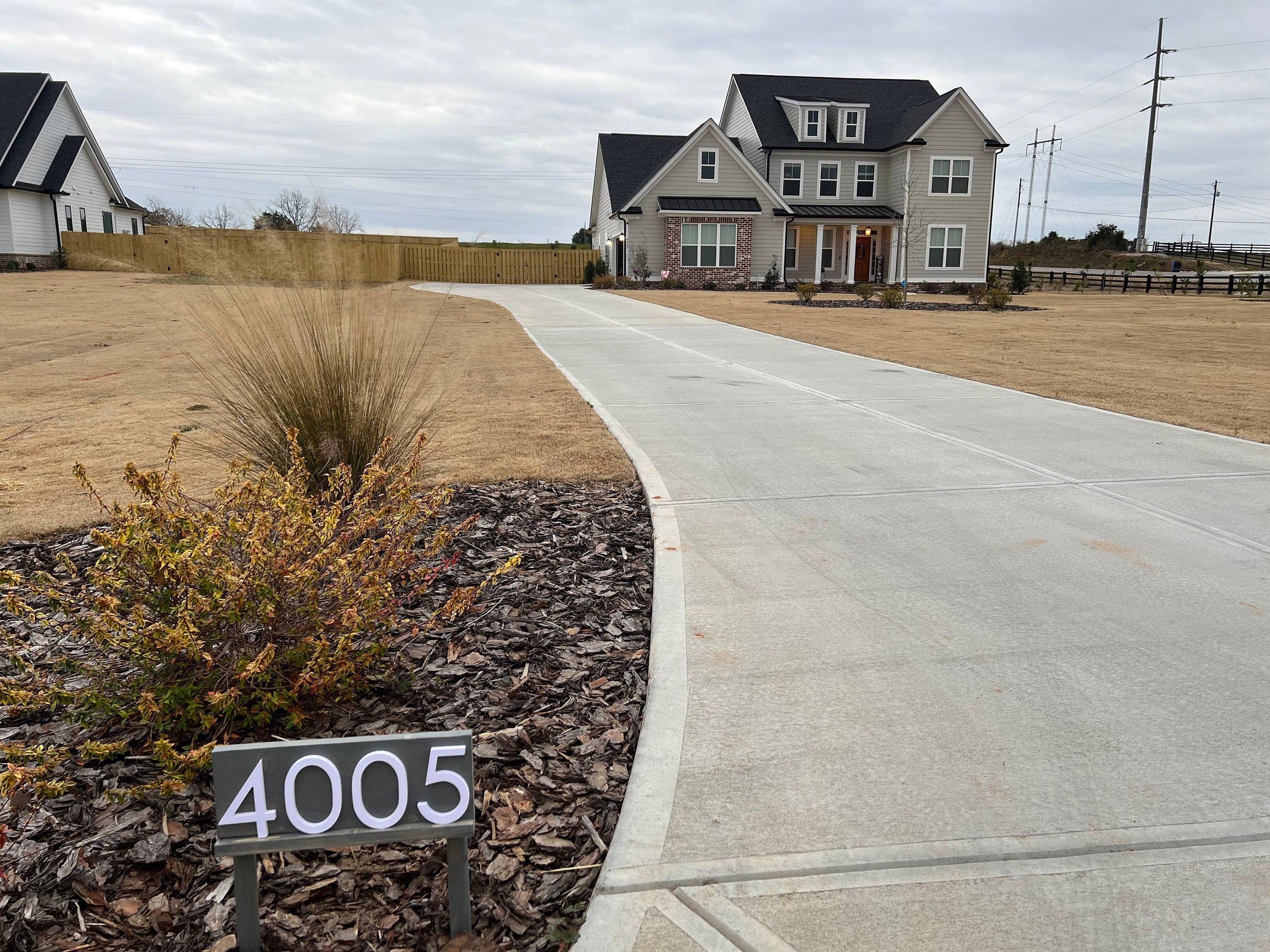 Benson Lawn Address Sign with Stakes, Yard Address Plaque for House Entryway, Large Personalized Address Numbers