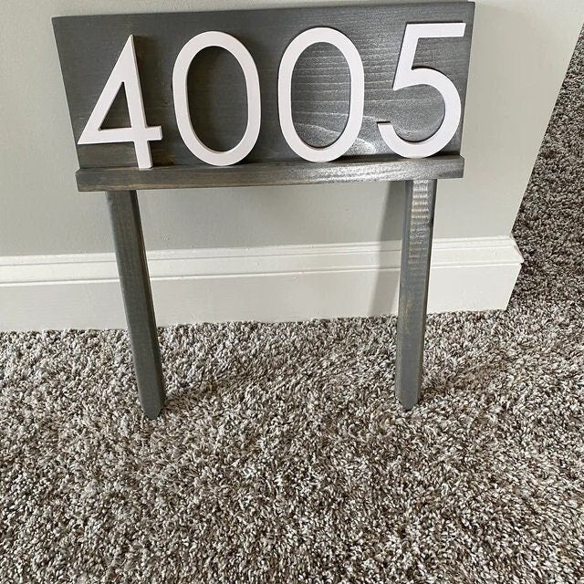 Benson Custom Lawn Address Sign Yard - Sleek and Contemporary House Number Stake - Personalized Outdoor House Sign - Modern House Lawn Sign